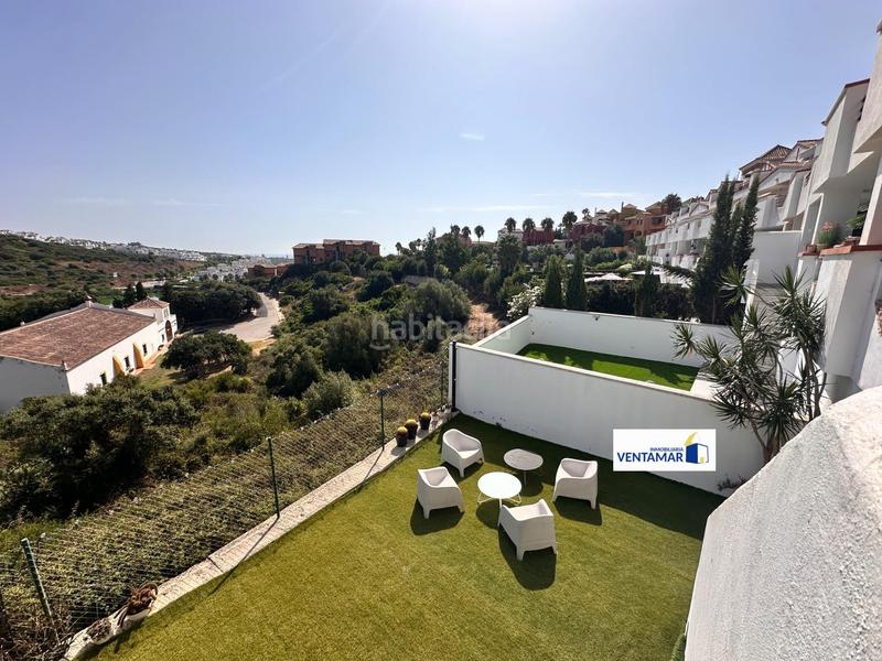 Foto ec8907c0-8f0e-465c-9d52-52474b8b98ff. Piano terra con riscaldamento parcheggio piscina in La Alcaidesa