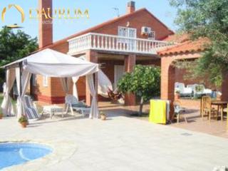 Chalet en Urbanizaciones. Magnífico chalet independiente de 12 habitaciones en rivas mn5pb
