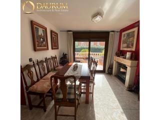 Casa pareada en Urbanizaciones. Inmejorable chalet pareado de 4 plantas en rivas mn5pb5967