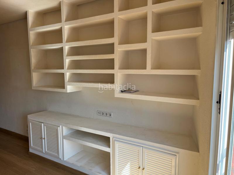 Foto b365d74f-082c-400b-b8db-2edb185c1bc3. Piso estupendo último piso de 1 habitación en Argüelles (mn2-rm-6233) en Madrid