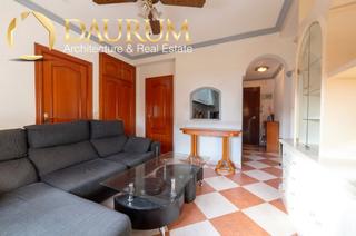 Pis  Calle fuente de la reina. Fantástico piso de 1 habitación, en guadalmar (mlg2-nm-3164)