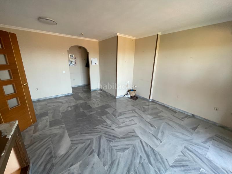 Foto d2a46788-5a95-4beb-b996-b3fe6a6f8fd3. Piso estupendo piso en venta en cerrado de calderon (mlg1-nm-3176) en Málaga