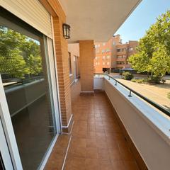Flat  Calle josé cadalso. Fantástico piso de 3 habitaciones en torrejón de ardoz (mn4-pb-7
