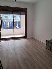 Planta baixa  Carrer d'esteve ballester. Magnífico bajo en beteró (val3-jc-2345)