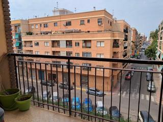 Appartement  Carrer de lauri volpi. Fantástico piso de 3 habitaciones en burjassot (val1-jc-2349)
