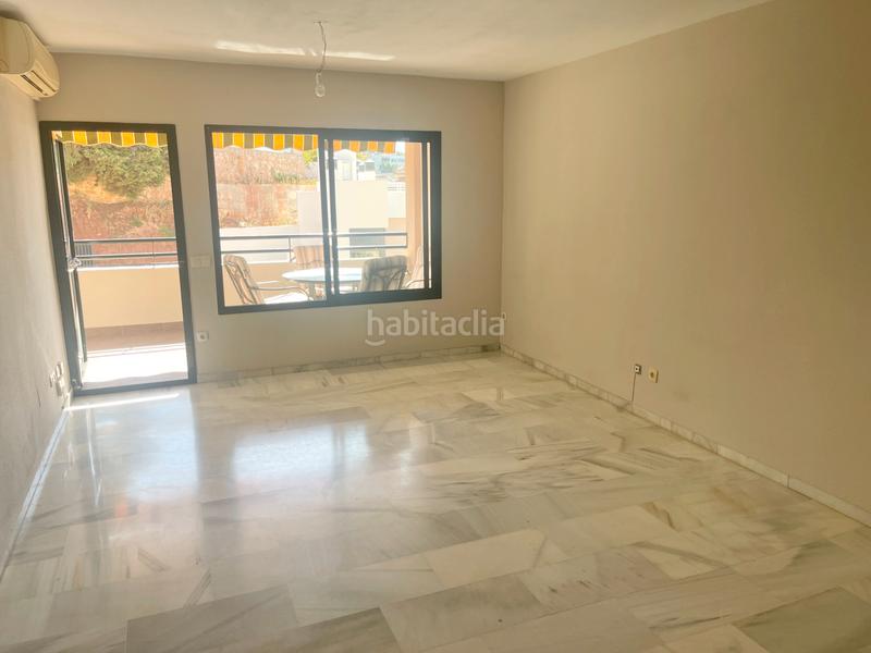 Foto a44a5eeb-2560-44d4-900e-587cfc60e840. Alquiler piso fantástico piso en cerrado calderón (mlg1-af-3194) en Málaga