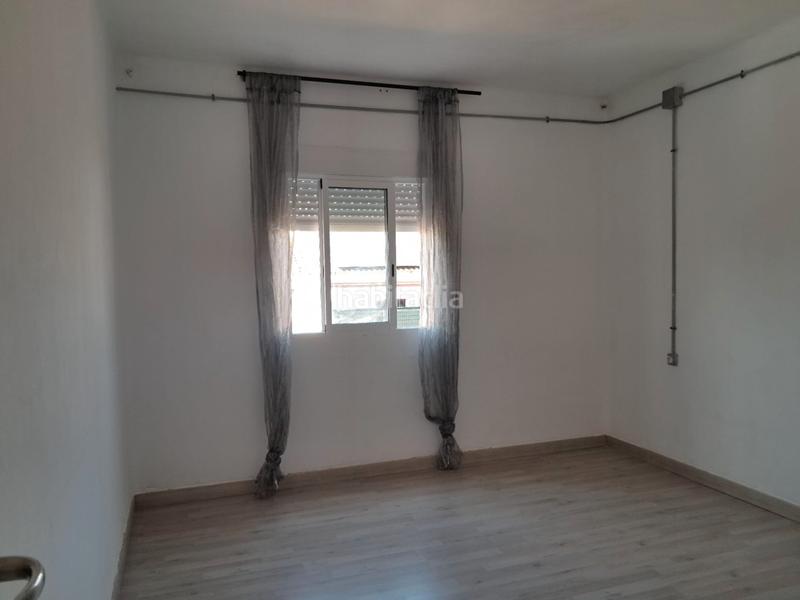 Foto 603ae6cc-ea63-4a55-8a2c-dd5f30fb87de. Piso estupendo piso de 3 habitaciones (val4-jc-2354) en Picassent