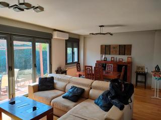 Reihenhaus  Calle rosa chacel. Fabuloso chalet adosado de 3 plantas en loeches (mn4-pb-76819)