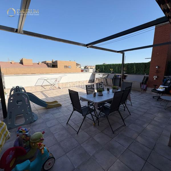 Foto b784f274-9856-456a-8986-c9c01af3d289. Attico con riscaldamento parcheggio piscina in Soto de Henares Torrejón de Ardoz