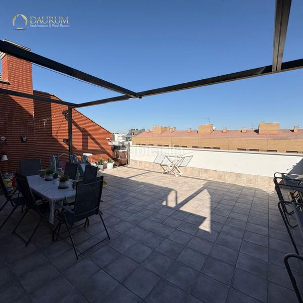 Foto bcd3e11d-e063-4871-bf82-bf2a75240a60. Attico con riscaldamento parcheggio piscina in Soto de Henares Torrejón de Ardoz