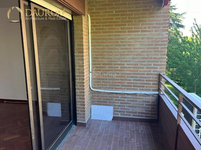 Foto 01092bc0-b53b-4683-9f7b-88b34e31d94e. Flat with parking pool in Peñagrande Madrid