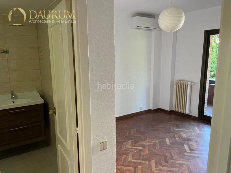 Foto 69033aa0-0a37-44c9-b7ac-117ce7831b12. Flat with parking pool in Peñagrande Madrid