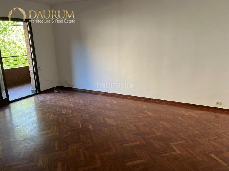 Foto af32226a-40e2-404d-873c-0a3be6060561. Flat with parking pool in Peñagrande Madrid