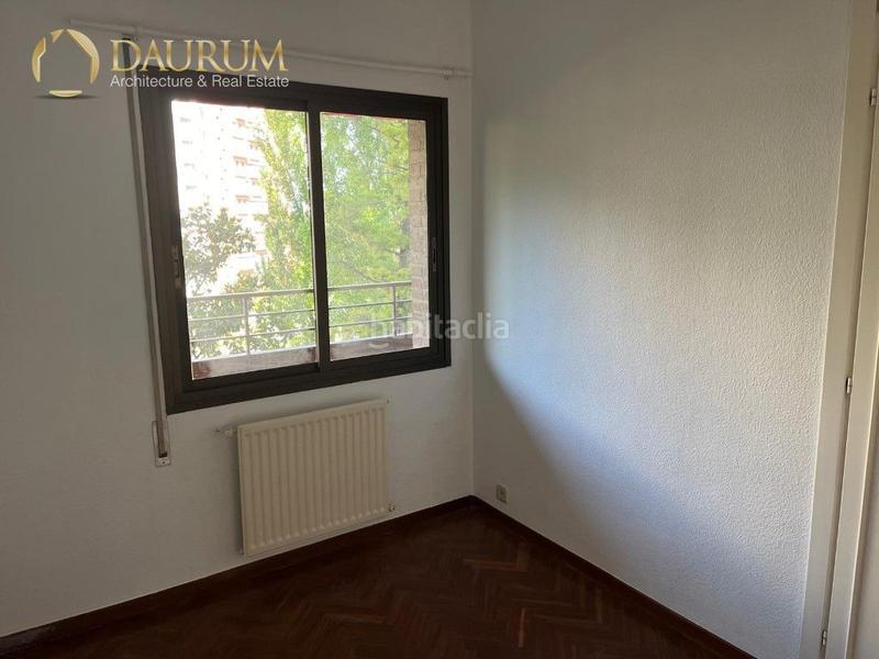 Foto e17ab95a-b708-4d75-a6ed-418b4d8caecc. Flat with parking pool in Peñagrande Madrid