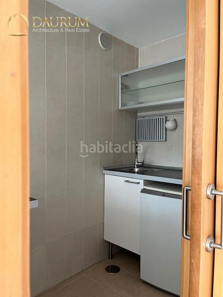 Foto 5bf96d98-a1a7-409b-8ad7-cb816aa25792. Local comercial a Campodón-Ventorro del Cano Alcorcón