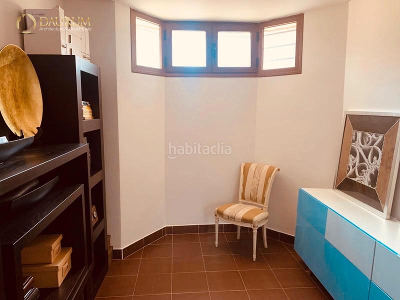 Foto 73aa4366-5422-4634-a360-53b4ffb934e3. Casa adossada amb aparcament a Centro Villaviciosa de Odón