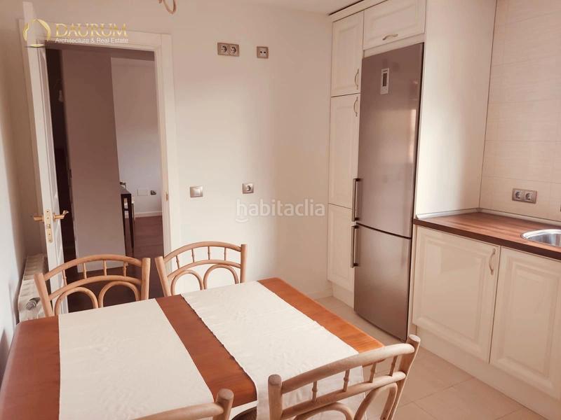 Foto d21474b1-54a9-4151-9c1a-018ab2017a54. Casa adossada amb aparcament a Centro Villaviciosa de Odón
