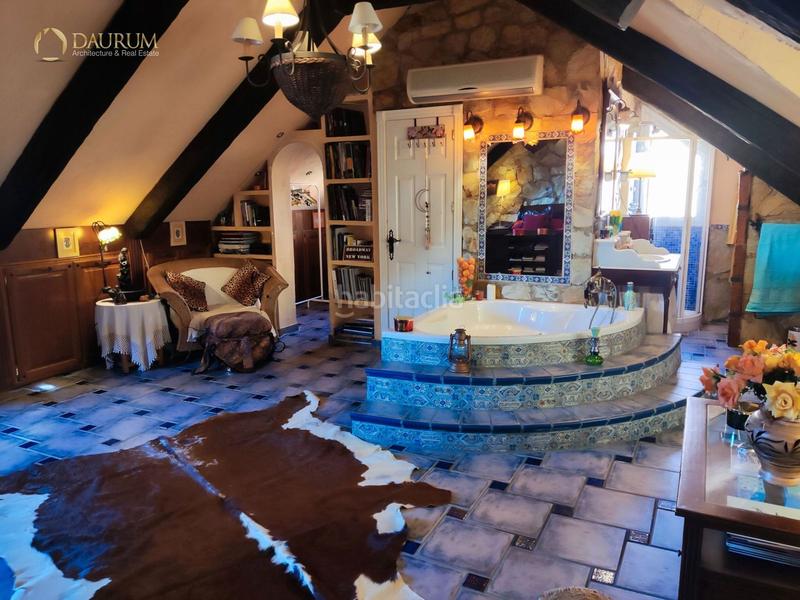 Foto 31c2d52f-f607-4c1a-baf3-f91e283853c2. Semi detached house with parking pool in Getafe norte Getafe