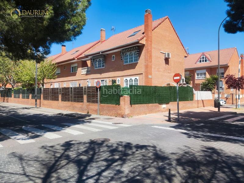 Foto 635f825f-6bd6-4b5c-a40b-f50c742ebc52. Semi detached house with parking pool in Getafe norte Getafe