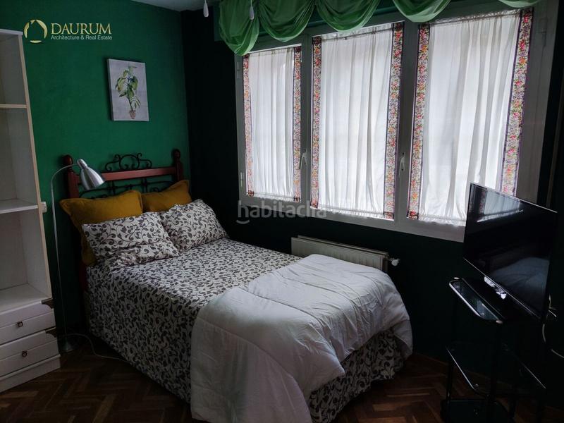 Foto b417a388-0653-43a2-a098-21794d422f19. Semi detached house with parking pool in Getafe norte Getafe