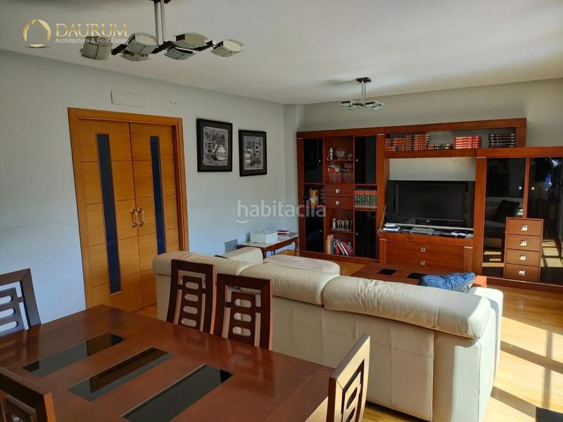 Foto 0c890a9e-a157-4f1a-a55c-a9f26e130017. Casa adossada amb calefacció aparcament a Loeches