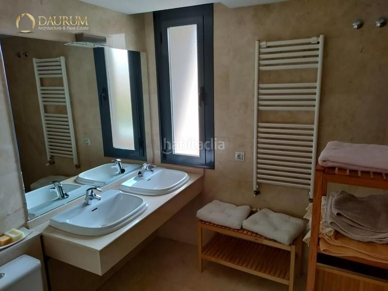 Foto 61724d01-77c0-4f5c-b96f-09fba23317c3. Casa adossada amb calefacció aparcament a Loeches