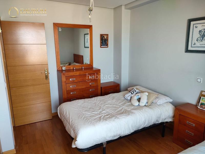 Foto 930c4851-4671-4680-8cea-f6c45fc3d48f. Casa adossada amb calefacció aparcament a Loeches