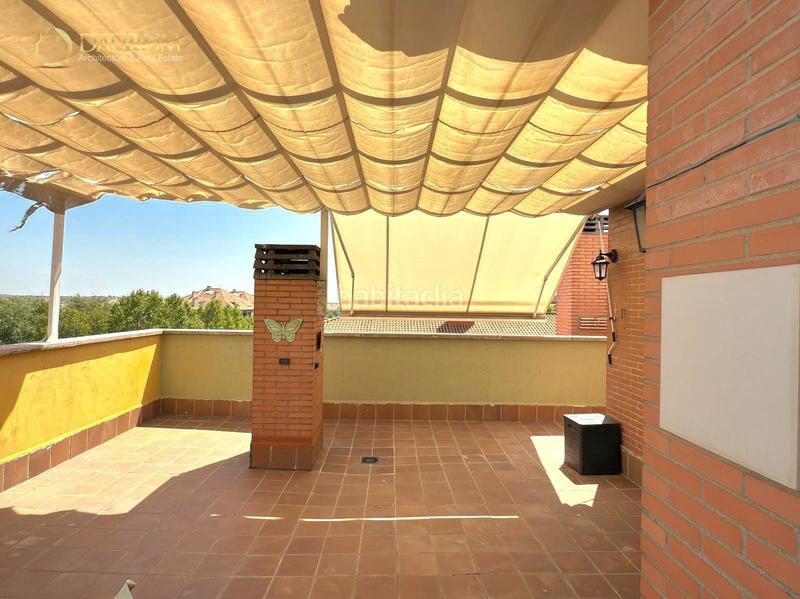 Foto 8a5bb482-bafe-4901-8d6e-5d822b35ea55. Attique avec chauffage parking piscine dans Sector B Boadilla del Monte