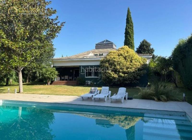 Foto 938b56d5-e9d7-4717-ba84-8767f4814872. Chalet avec chauffage parking piscine dans Villafranca del Castillo Villanueva de la Cañada