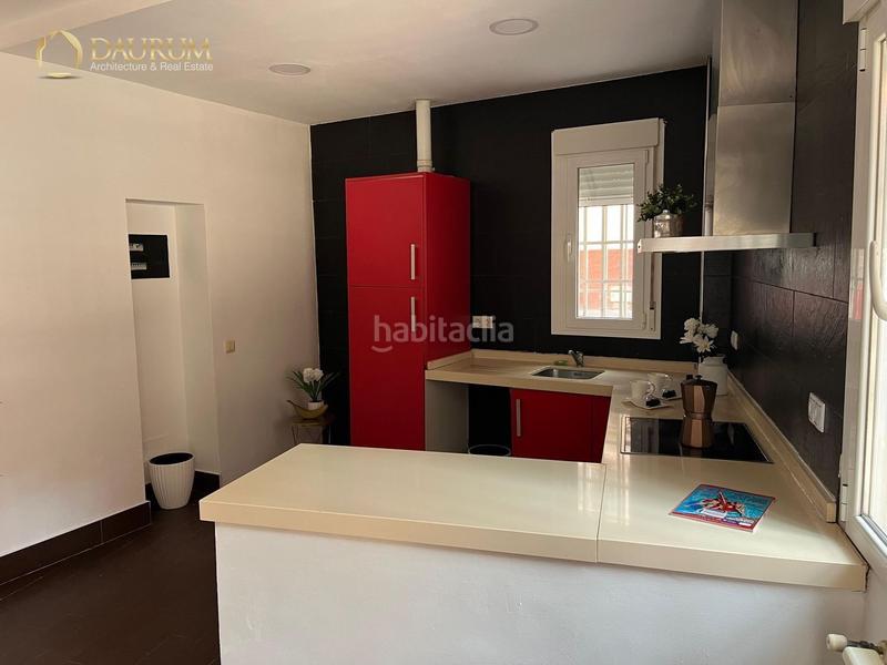 Foto a417cfe2-f121-489d-bc73-04850a9708c5. Xalet amb calefacció a Puerta Bonita Madrid