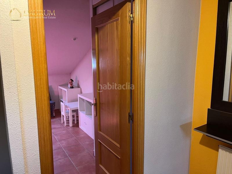 Foto 4272908a-dd94-45db-87fb-73148a39ab04. Duplex con riscaldamento parcheggio in Casa Amarilla Galapagar