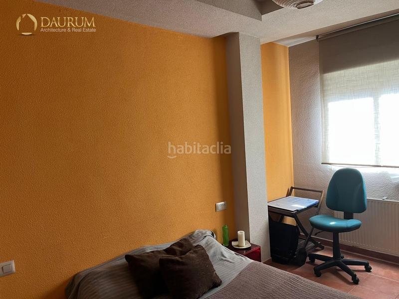 Foto a4f902b5-1c96-40da-8661-7e21dbf7c5f3. Duplex con riscaldamento parcheggio in Casa Amarilla Galapagar