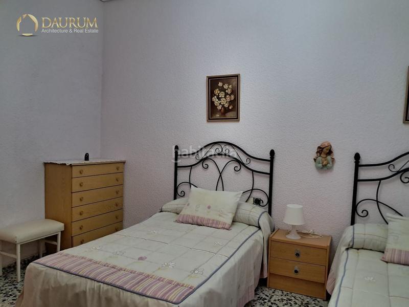 Foto 07f364ec-eec3-4273-b426-19e0e092b98e. Casa amb aparcament a Zona Concordia Burjassot