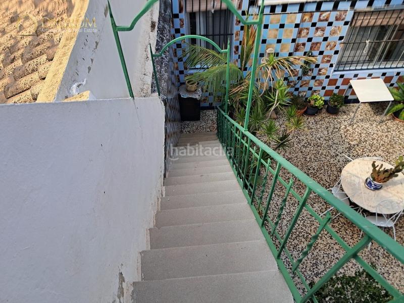 Foto 2ab0bd60-3246-4953-9a09-d79f4dc0fbf5. Casa amb aparcament a Zona Concordia Burjassot