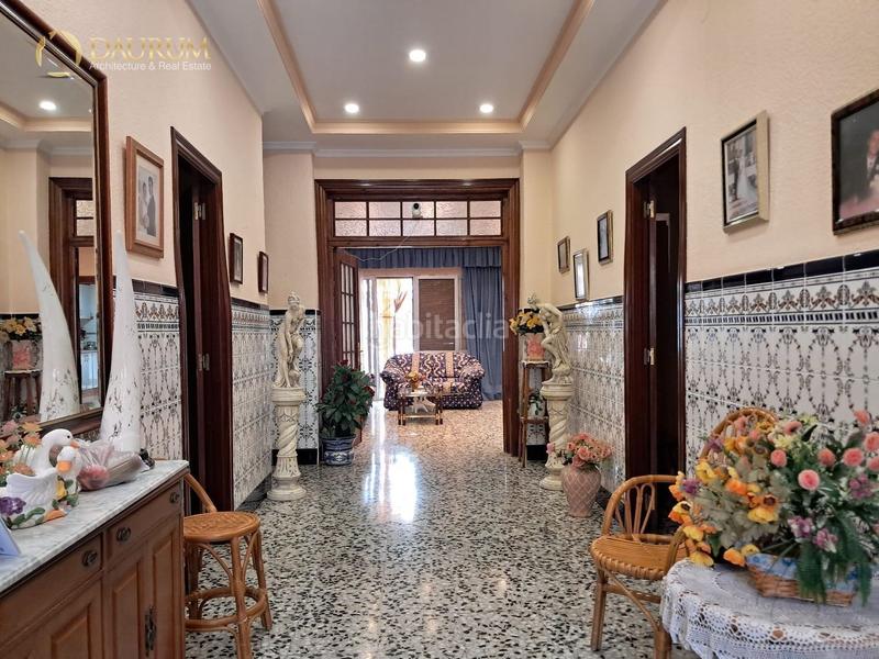 Foto a32f9161-fbb7-4095-87c5-8b64640d293c. Casa amb aparcament a Zona Concordia Burjassot