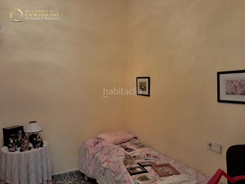 Foto e0332a88-458b-43ad-9267-ef9379c983ad. Casa amb aparcament a Zona Concordia Burjassot