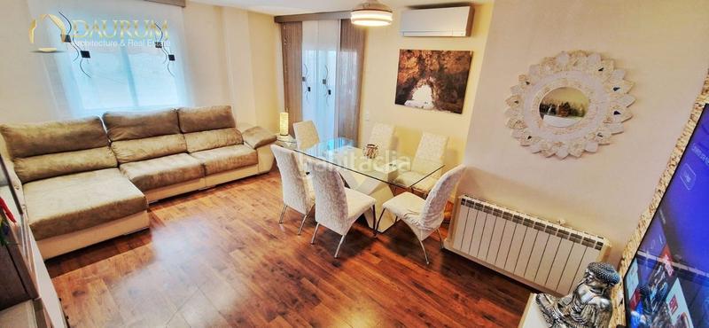 Foto c223e84a-ed9b-4e90-a439-90b8771fcf5e. Pis amb aparcament a Las Islas Sagunt