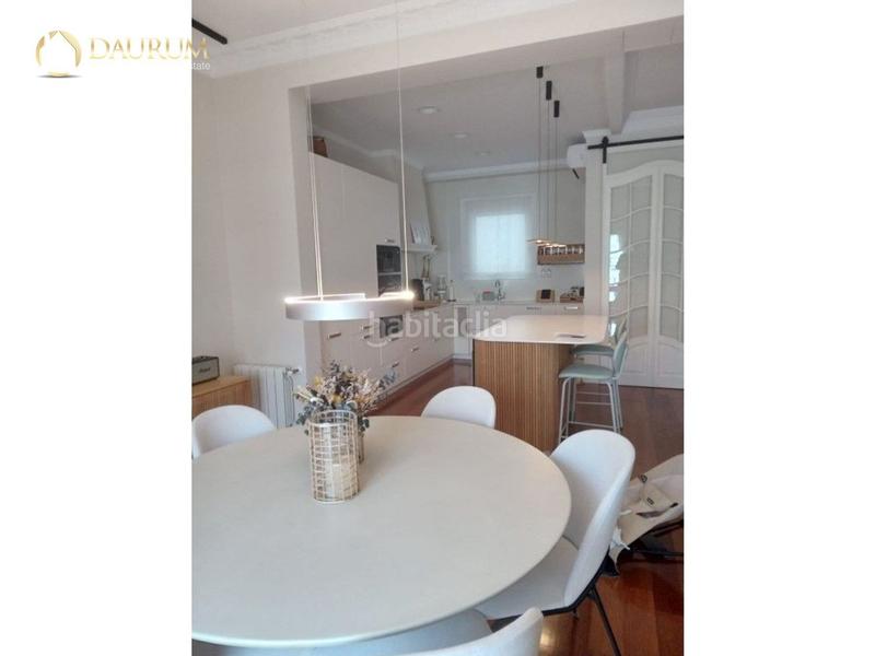 Foto 2694705f-f59d-4e55-8075-640859dbd971. Piso en Russafa Valencia