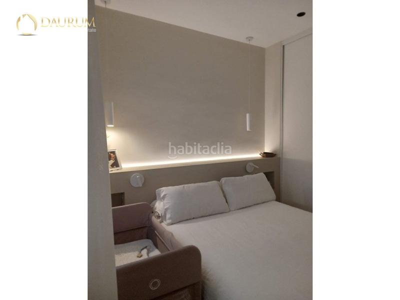 Foto 2e5dc607-6e69-41a7-9c73-2d9bbbc2a168. Piso en Russafa Valencia