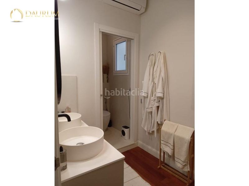 Foto a4e6c8aa-ed53-4e14-bcee-6663b9403ba9. Piso en Russafa Valencia