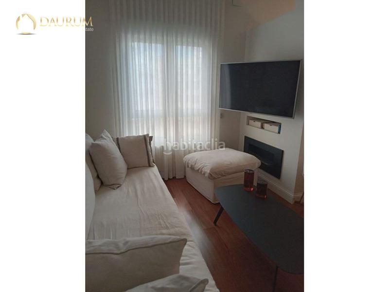 Foto a6b51853-0cba-4ae0-b2fd-07cae97201ae. Piso en Russafa Valencia