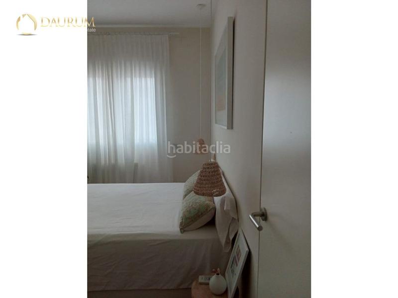 Foto dc6868d0-30a7-4703-b649-8fc61fa89682. Piso en Russafa Valencia