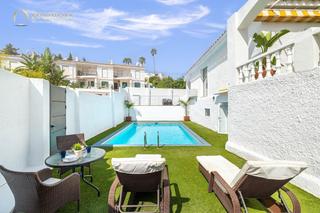 Xalet  Madrid. Casa independiente de 2 plantas en capellana benalmádena