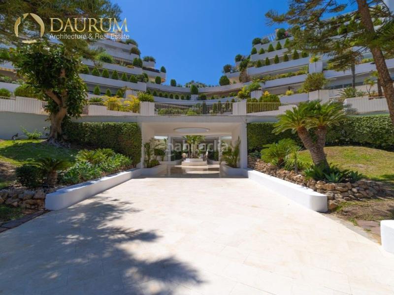 Foto 32660514-b197-4e4e-85b2-af4acbbae388. Duplex con riscaldamento parcheggio piscina in lomas de Marbella club Marbella