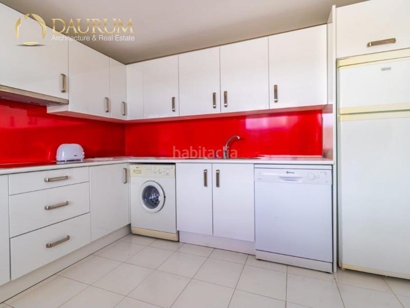 Foto 637f1566-3bd9-41d0-b57c-14b32b1303f2. Duplex con riscaldamento parcheggio piscina in lomas de Marbella club Marbella