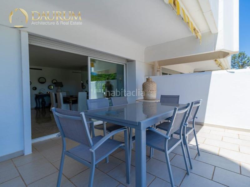 Foto b8b702d0-a0b1-4183-870b-d4de25e91ca0. Duplex con riscaldamento parcheggio piscina in lomas de Marbella club Marbella