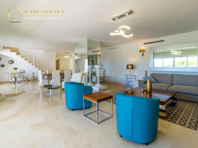 Foto c281535f-28a4-4d47-a615-9adad9fee4f7. Duplex con riscaldamento parcheggio piscina in lomas de Marbella club Marbella