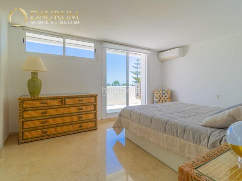 Foto e6383201-d41f-4e38-8519-186976a77f86. Duplex con riscaldamento parcheggio piscina in lomas de Marbella club Marbella