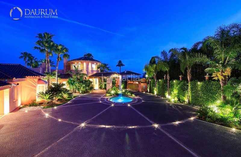 Foto 8f4322e2-3bd5-4870-84eb-159a11d35904. Chalet en Sierra Blanca Marbella