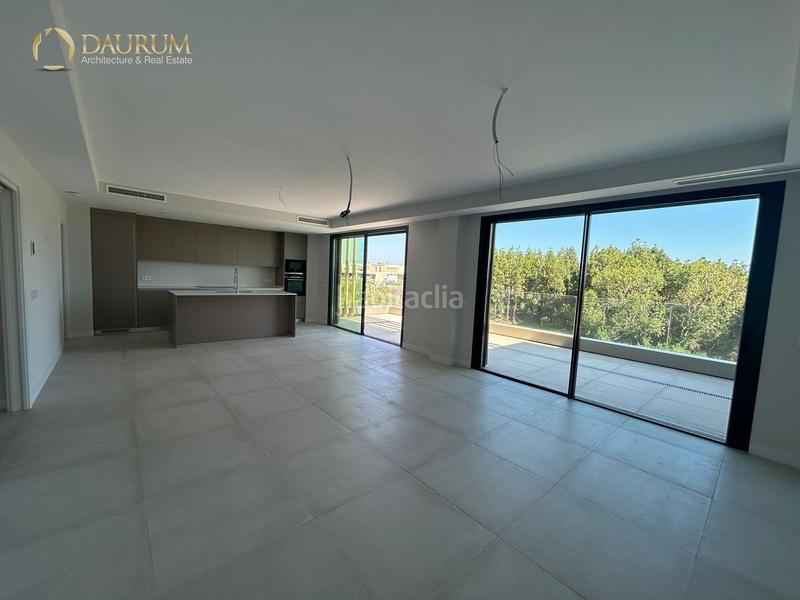 Foto a8fce93b-9438-4808-bdda-9377e8a35d39. Chalet en El Faro de Calaburra - Chaparral Mijas